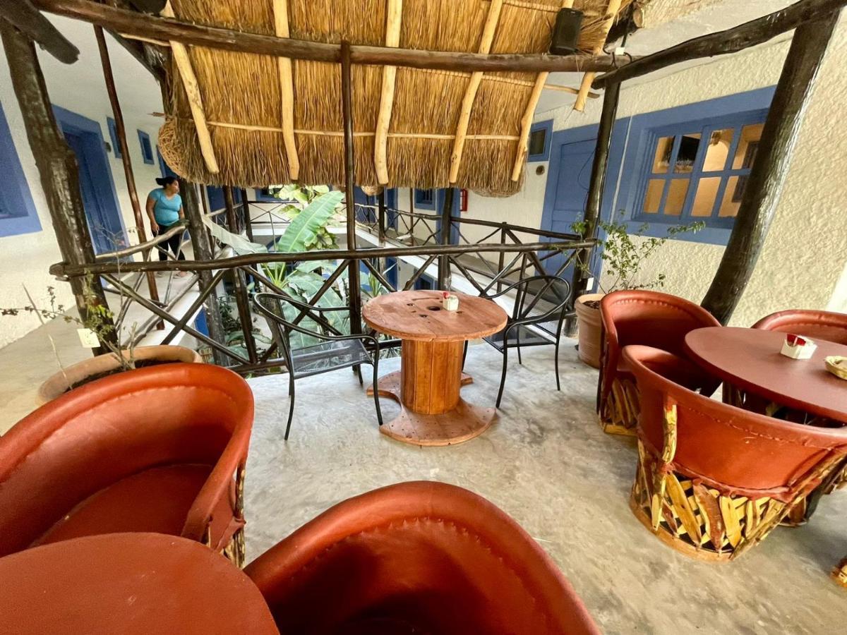 Mio Tulum Hotel Boutique Eksteriør billede The interior of the hotel